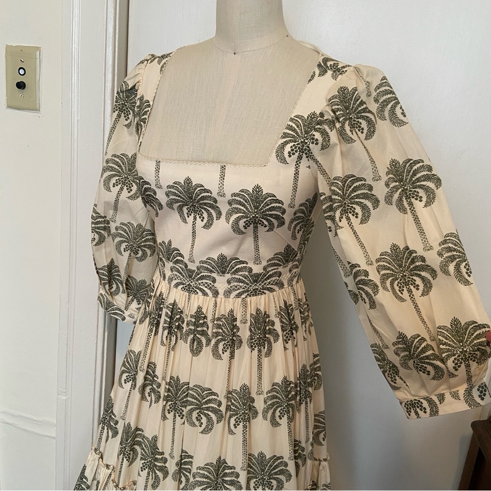 ✨ RARE! Agua Bendita Square Neck Palm Tree Gown - Picture 8 of 15